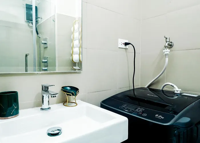 Sapphira Manor Luxurious By The Bay Apartment *