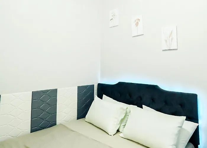 Apartment Sapphira Manor Luxurious By The Bay *