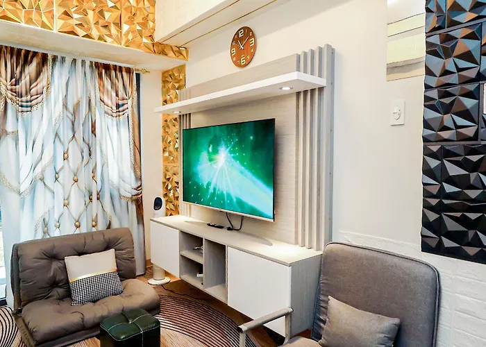 Sapphira Manor Luxurious By The Bay Apartment