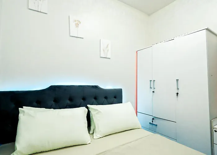 Apartment Sapphira Manor Luxurious By The Bay *